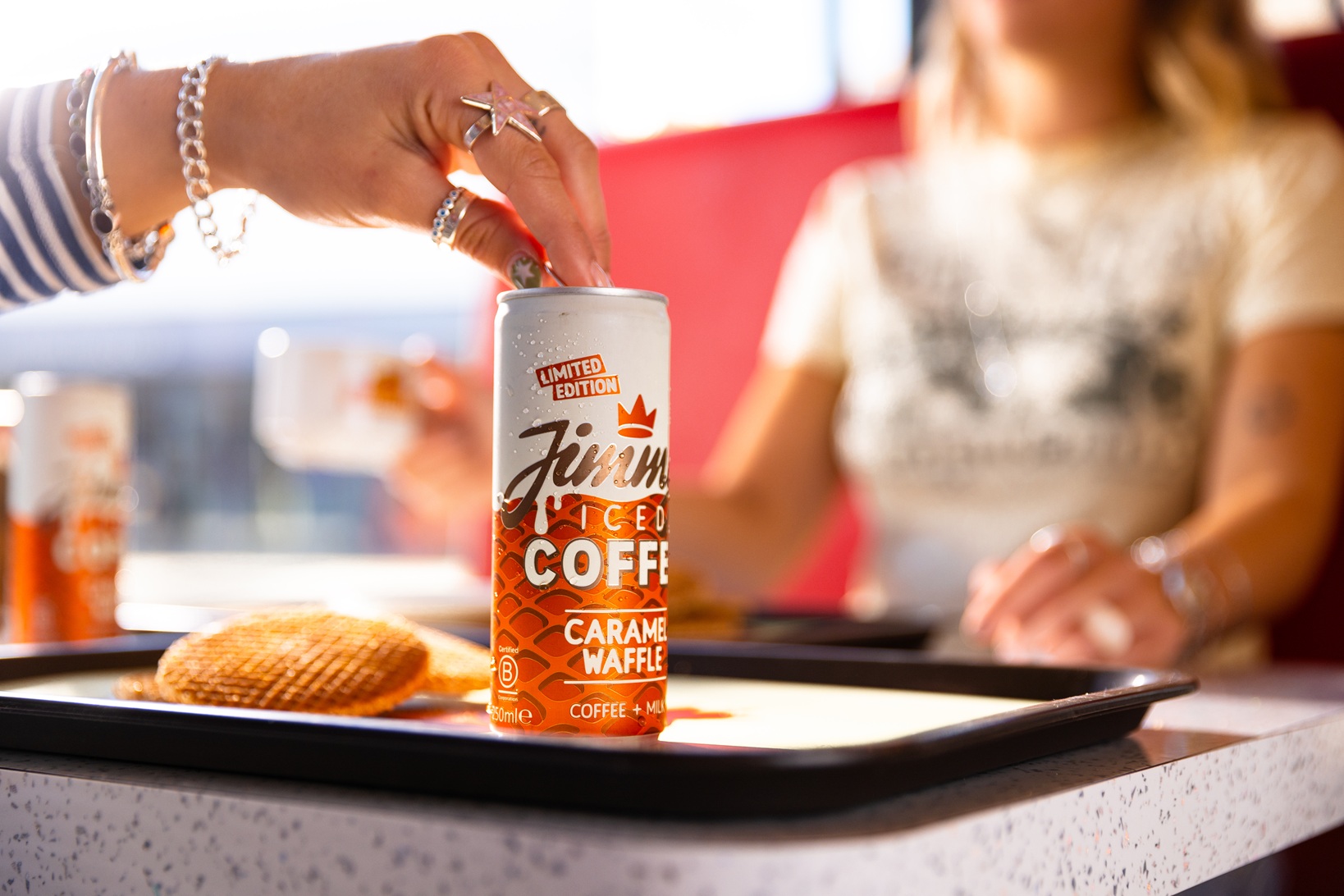 25_09_24_jimmysicedcoffee_productlifestyle_caramelwaffle-16.jpg